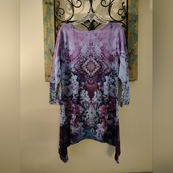 One World Purple embellished Top. Size Small - Picture 3 of 6